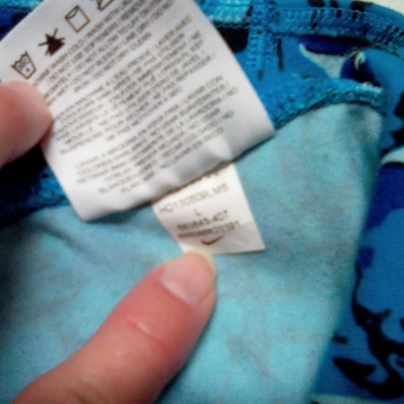 Nike Dri-FIT - Picture 7 of 8